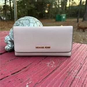 Michael Kors Pink Wallet